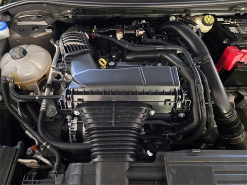 New 2025 Lincoln Corsair FWD w/ Equipment Group 101A image 31