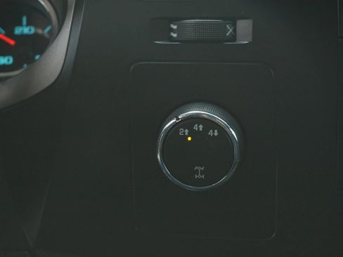 Used 2010 GMC Sierra 3500 SLE image 24