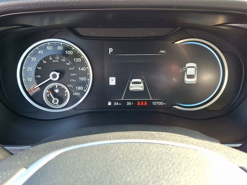 Certified 2024 Genesis G70 3.3T Advanced image 25