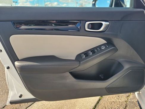 Used 2024 Honda Civic EX-L image 18