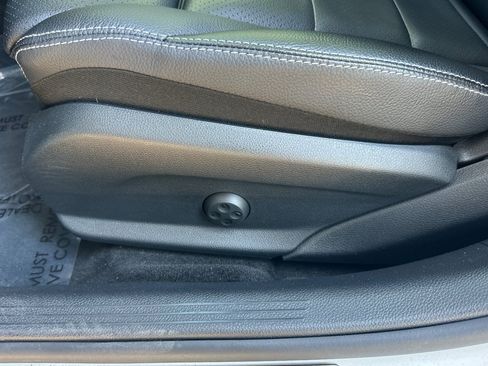 Used 2017 Mercedes-Benz C 300 Sedan image 15