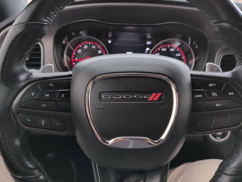 Used 2022 Dodge Charger SXT image 18