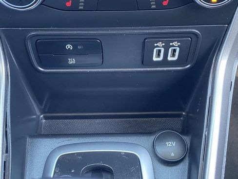 Used 2019 Ford EcoSport SE FWD image 30
