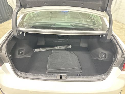 Certified 2025 Lexus ES 300h w/ Technology Package FWD image 32