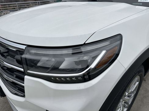 New 2026 Ford Explorer Active w/ Active Comfort Package image 7