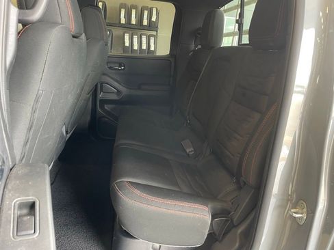 Certified 2025 Nissan Frontier Pro-X RWD image 17