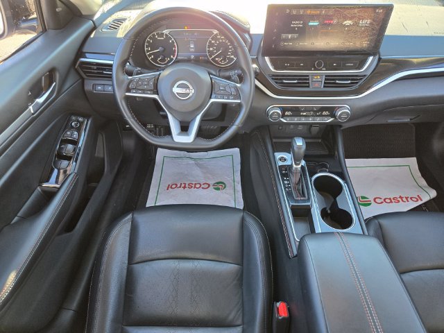 Used 2025 Nissan Altima 2.5 SR w/ SR Premium Package FWD image 14