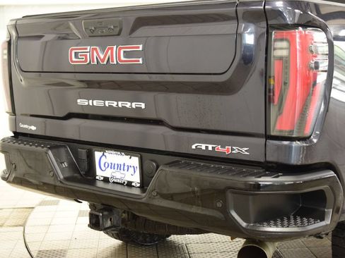 Used 2024 GMC Sierra 2500 AT4X AWD/4WD image 24