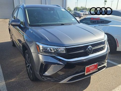 Used 2023 Volkswagen Taos SE FWD image 6