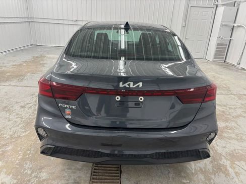 Used 2024 Kia Forte LXS w/ LXS Technology Package FWD image 6
