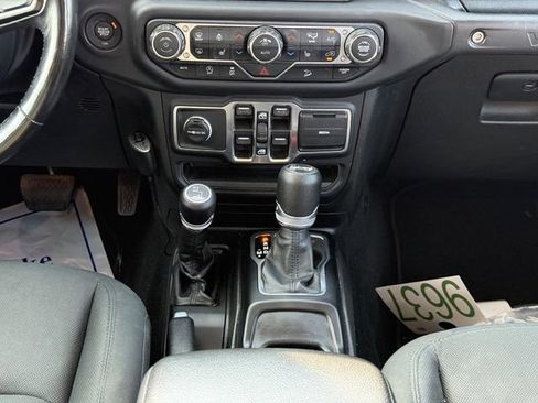 Used 2019 Jeep Wrangler Unlimited Sport S AWD/4WD image 22