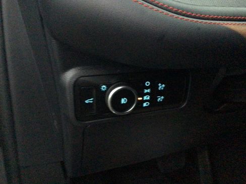 Used 2025 Ford Explorer ST-Line AWD/4WD image 18