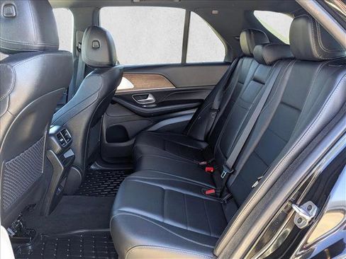 Used 2025 Mercedes-Benz GLE 350 4MATIC image 24