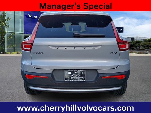 Certified 2024 Volvo XC40 B5 Core image 5