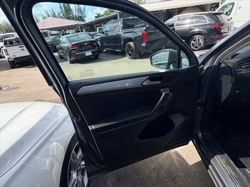 Used 2022 Volkswagen Tiguan S FWD image 25