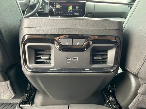 Used 2026 GMC Sierra 1500 AT4 w/ AT4 Premium Package AWD/4WD image 17