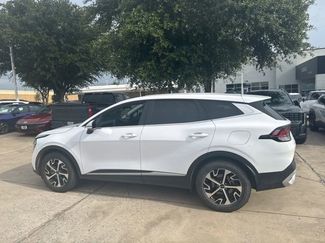 Used 2023 Kia Sportage EX FWD video 1
