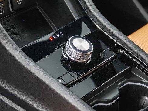 Certified 2023 Jeep Grand Cherokee Summit w/ Adv Protech Group IV image 18