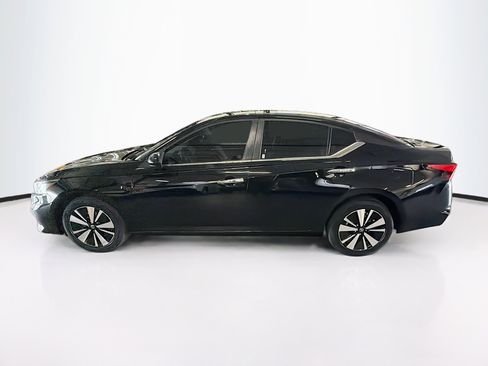 Used 2022 Nissan Altima 2.5 SV AWD/4WD image 4