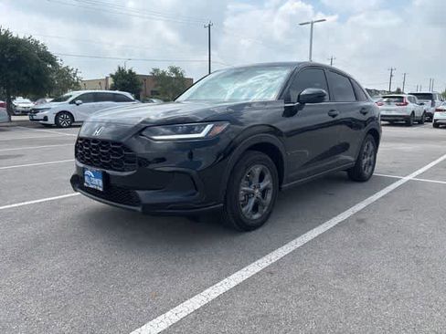 Used 2026 Honda HR-V LX image 1