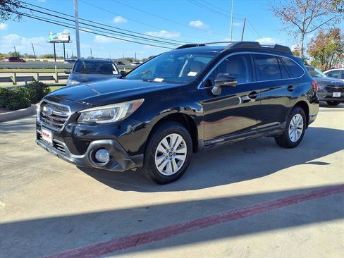 Used 2018 Subaru Outback 2.5i Premium image 3