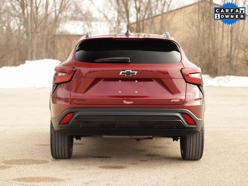 Used 2025 Chevrolet Trax RS w/ Driver Confidence Package image 6