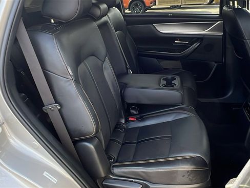 Used 2024 MAZDA CX-90 3.3 Turbo w/ Preferred Package image 14