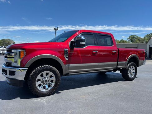 Used 2019 Ford F250 King Ranch w/ King Ranch Ultimate Package AWD/4WD image 5