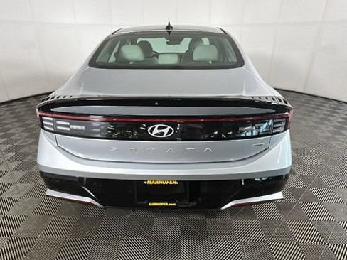 Used 2024 Hyundai Sonata SEL AWD/4WD image 3