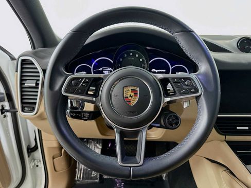 Used 2022 Porsche Cayenne Platinum Edition AWD/4WD image 14
