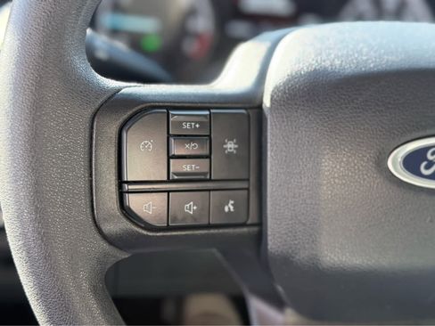 Used 2023 Ford F150 XLT image 24