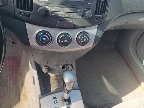 Used 2007 Hyundai Elantra GLS FWD image 10