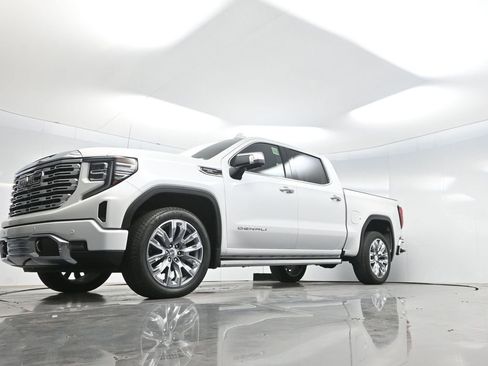 Used 2023 GMC Sierra 1500 Denali w/ Denali Reserve Package AWD/4WD image 66