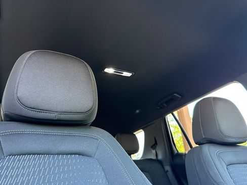 Used 2026 Chevrolet Equinox LT w/ Safety and Technology Package FWD image 26