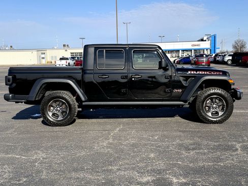 Used 2022 Jeep Gladiator Rubicon w/ Cold Weather Group image 2