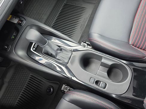 Used 2025 Toyota Corolla XSE image 24