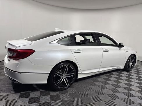 Used 2022 Honda Accord Touring image 8