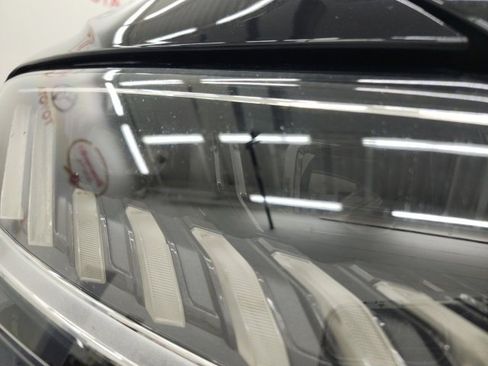 Used 2019 Audi Q8 Prestige image 10