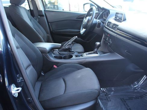 Used 2014 MAZDA MAZDA3 i Touring image 21
