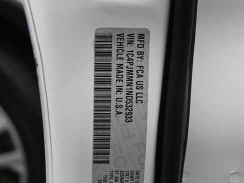 Used 2022 Jeep Cherokee Latitude Lux image 18