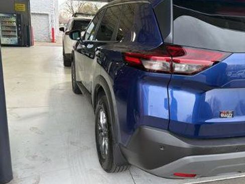 Certified 2022 Nissan Rogue S image 6