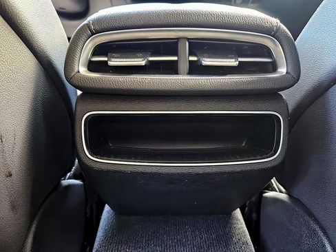 Used 2023 Genesis G80 2.5T image 11