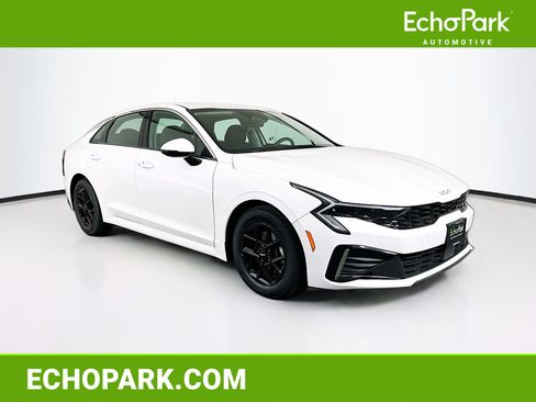Used 2025 Kia K5 LXS image 1