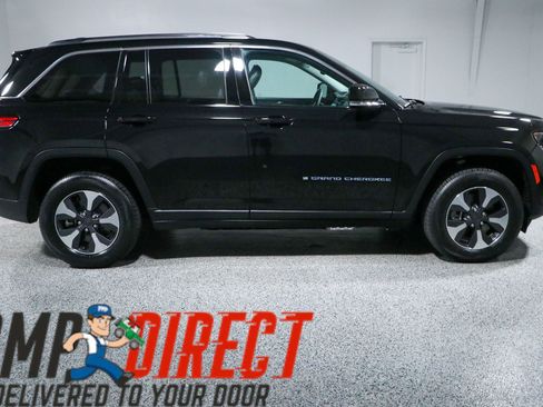 Used 2024 Jeep Grand Cherokee Limited 4xe AWD/4WD image 6