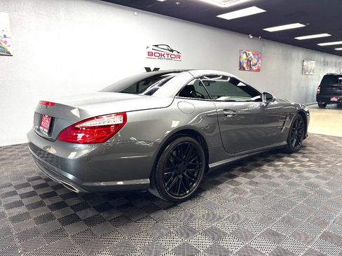 Used 2016 Mercedes-Benz SL 550 image 24