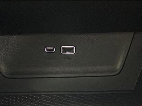 New 2026 Chevrolet Equinox ACTIV w/ Convenience Package III image 37