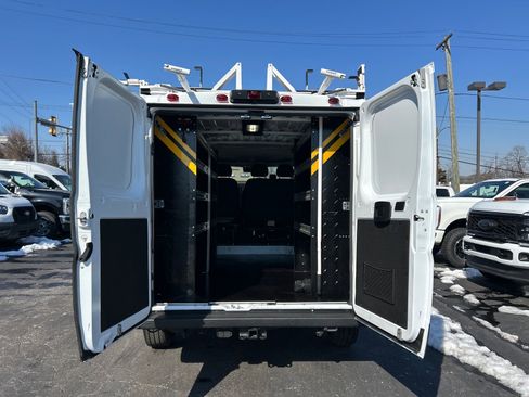 Used 2025 RAM ProMaster 1500 w/ Convenience Group image 11