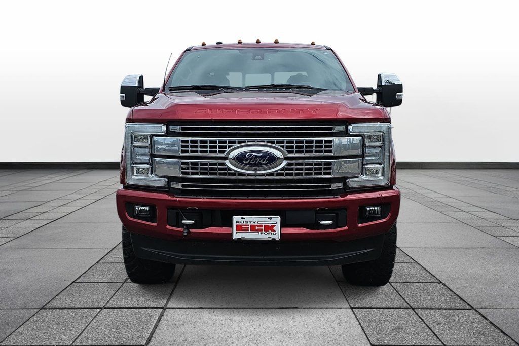 Used 2017 Ford F250 Platinum w/ Platinum Ultimate Package AWD/4WD image 2