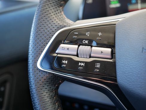 Certified 2024 Nissan Ariya AWD image 28