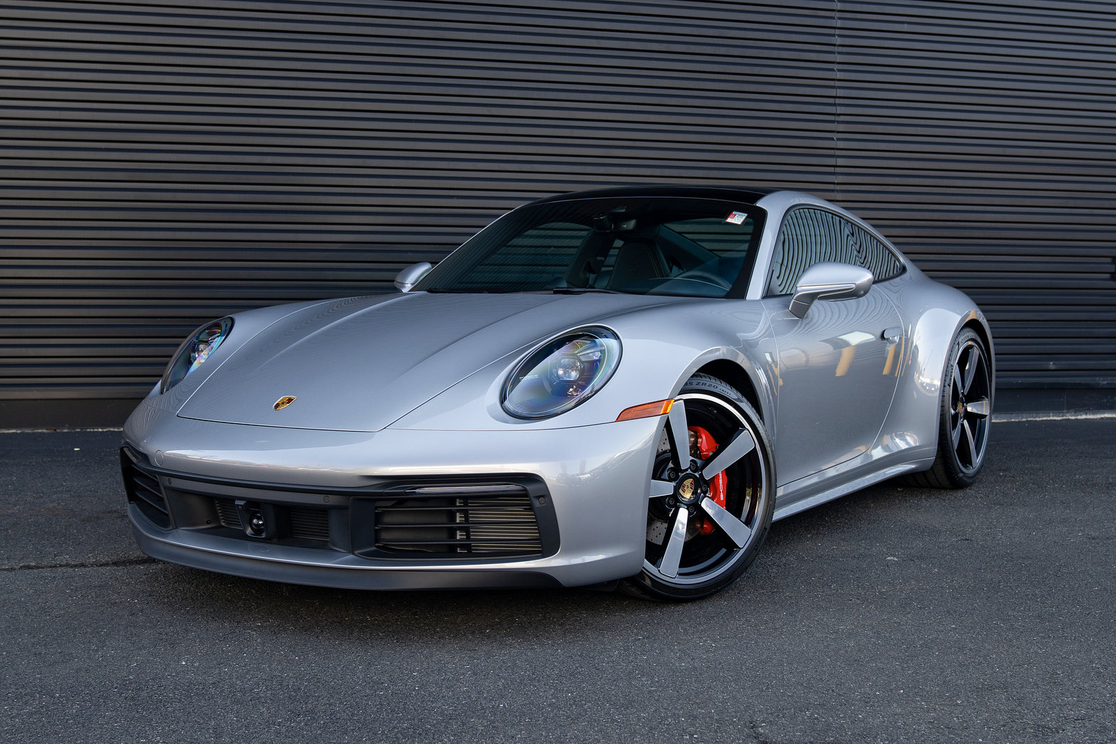 Used 2024 Porsche 911 Carrera S RWD image 1